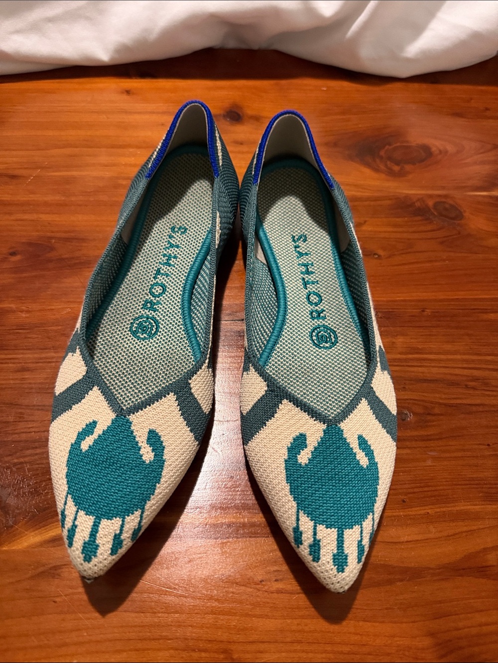 Rothy's Teal and Cream Pointed Knit Flats